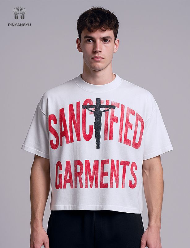 Camiseta personalizada quadrada e serigrafia